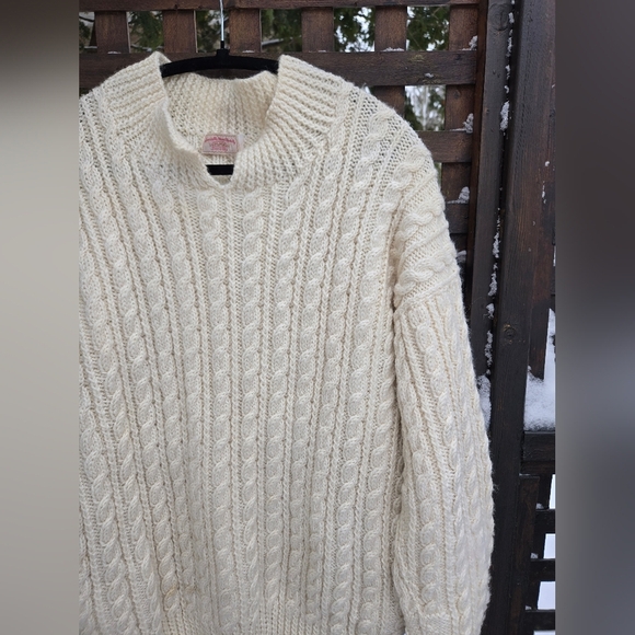 Vintage Handknit Sweater - Picture 6 of 10